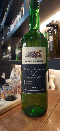 Cachaça Artesanal Cravo, canela e mel
