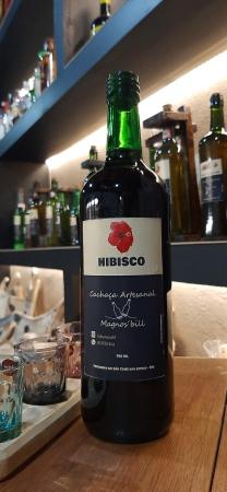 Cachaça Artesanal de Hibisco
